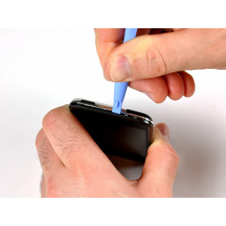 Замена корпуса iPod Touch 1-го поколения